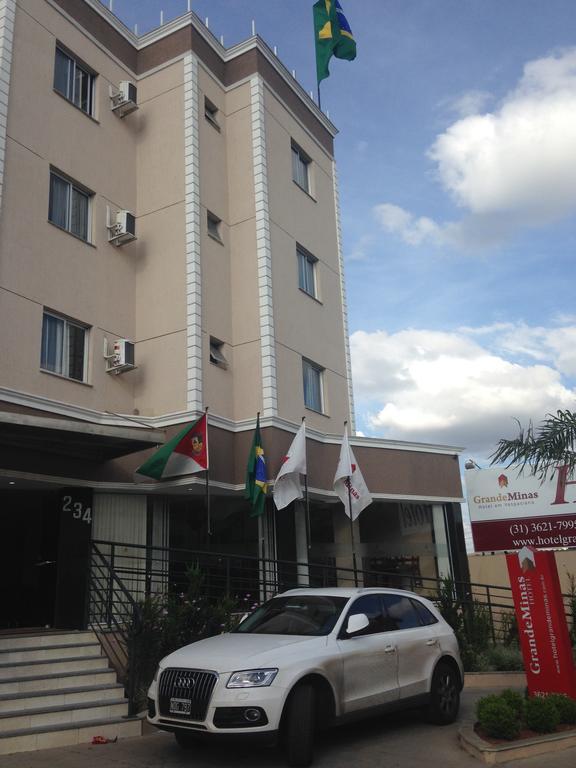 Hotel Grande Minas ヴェスパシアーノ エクステリア 写真